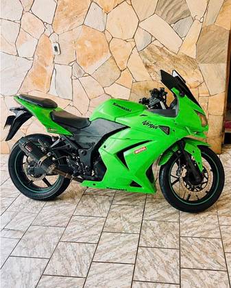 KAWASAKI NINJA 250R KAWASAKI NINJA 250R